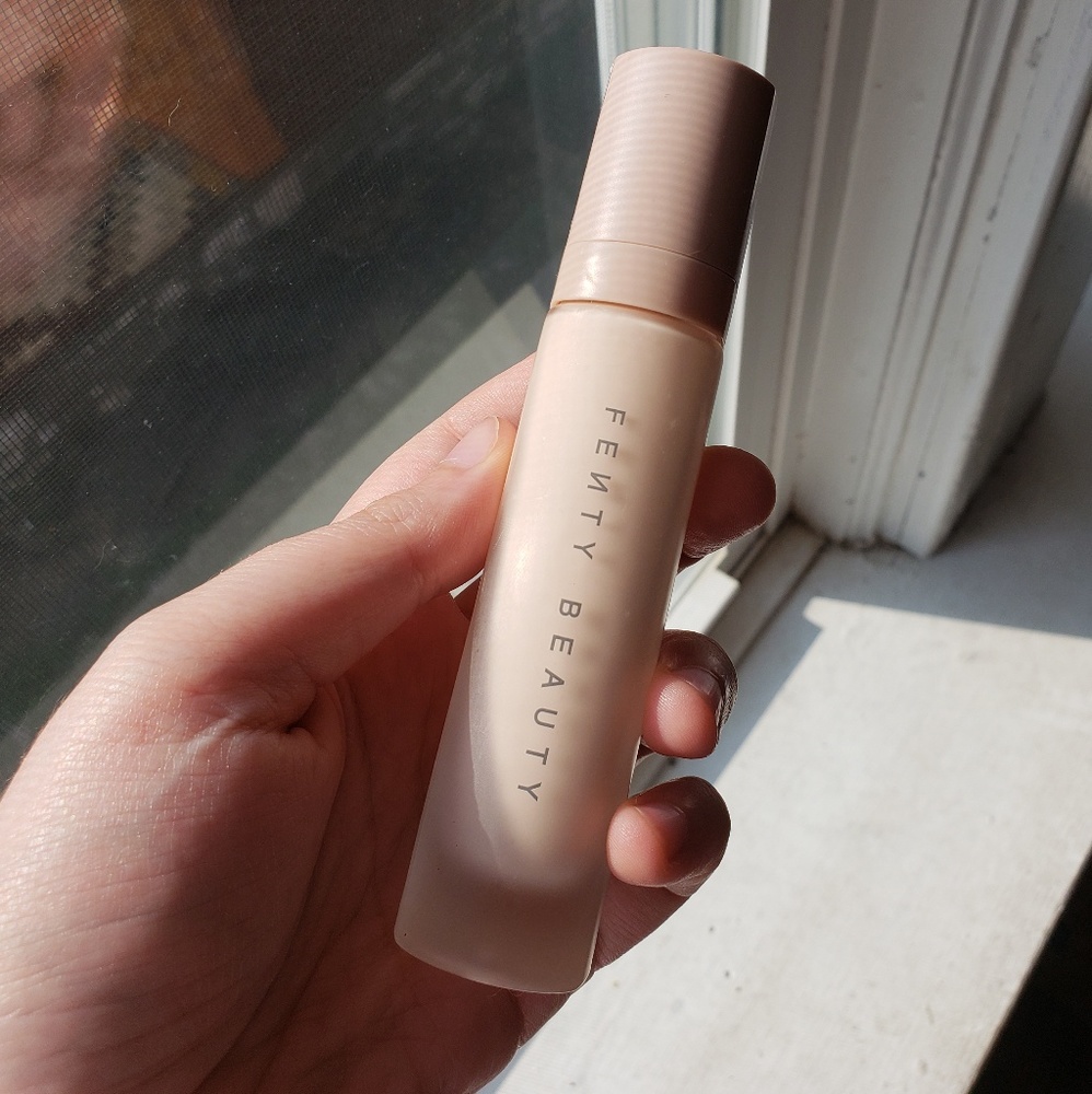 Fenty Beauty Pro Filt'r Instant Retouch Primer